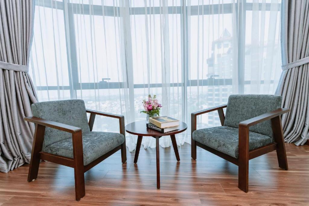 Netland Westlake Legacy Suites Hanoï Extérieur photo